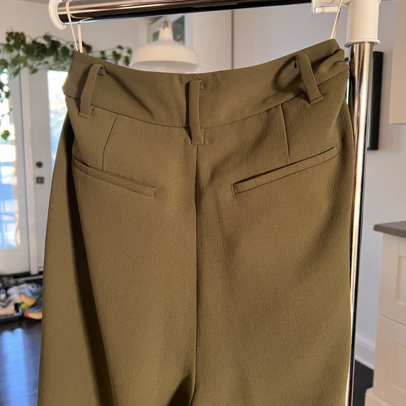 Wilfred Aritzia Cropped Straight Leg Trousers - Picture 4 of 4